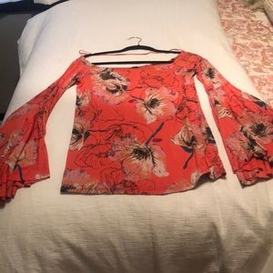 Bell sleeve free people top!